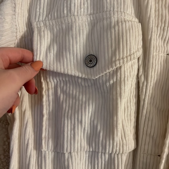 Abercrombie Cream Utility Jacket - Picture 3 of 4